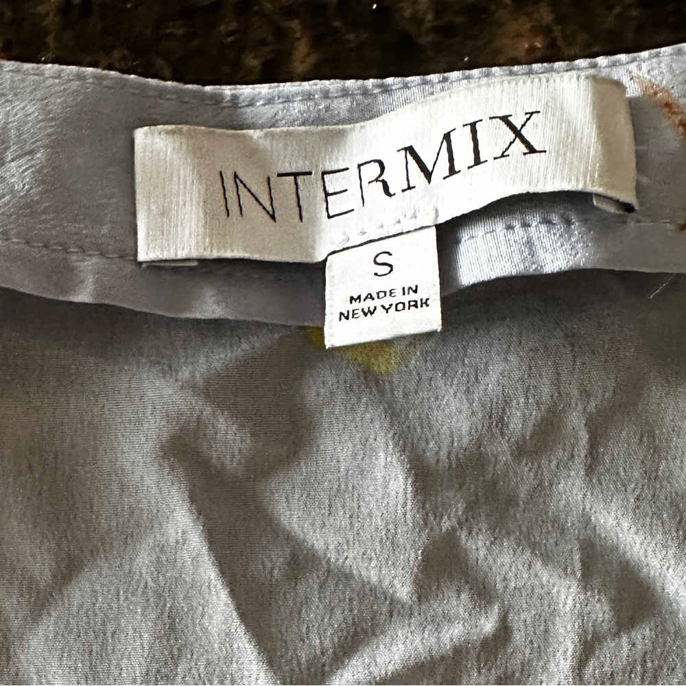 Intermix Blouse - Picture 7 of 7